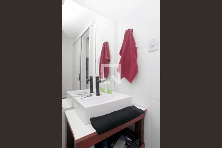 Banheiro de kitnet/studio para alugar com 1 quarto, 24m² em Centro Histórico, Porto Alegre