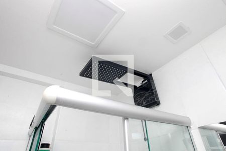 Banheiro de kitnet/studio para alugar com 1 quarto, 24m² em Centro Histórico, Porto Alegre