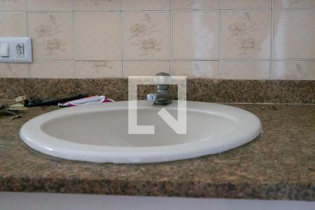 Apartamento para alugar com 74m², 3 quartos e sem vaga Apartamento para alugar com 74m², 3 quartos e sem vagaBanheiro Social