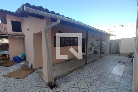 Casa à venda com 130m², 4 quartos e sem vagaArea Externa 