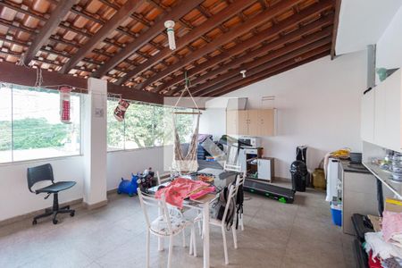 Sacada de casa para alugar com 2 quartos, 180m² em Jardim D’abril, Osasco