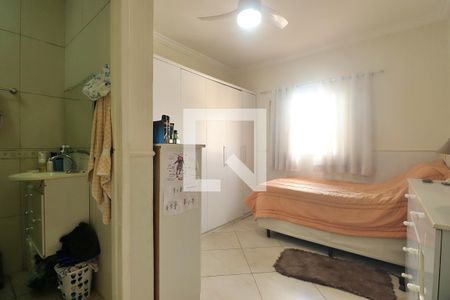 Casa à venda com 350m², 3 quartos e 5 vagasSuíte 2- Quarto 2