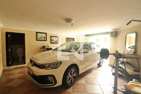 Casa à venda com 350m², 3 quartos e 5 vagasGaragem