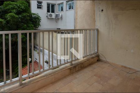 Casa à venda com 500m², 7 quartos e 6 vagas Casa à venda com 500m², 7 quartos e 6 vagasVaranda da Suite 5 ( Canadense)