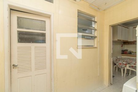 Apartamento à venda com 95m², 3 quartos e 2 vagas Apartamento à venda com 95m², 3 quartos e 2 vagasÁrea de Serviço