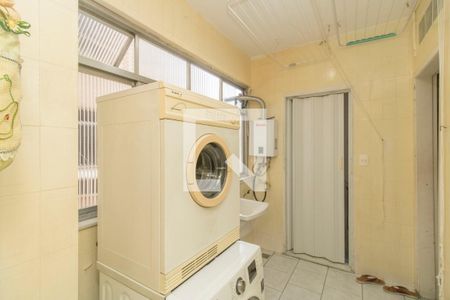 Apartamento à venda com 95m², 3 quartos e 2 vagas Apartamento à venda com 95m², 3 quartos e 2 vagasÁrea de Serviço