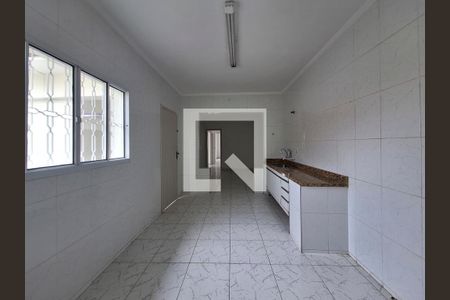 Casa à venda com 200m², 4 quartos e 4 vagasCozinha casa 2