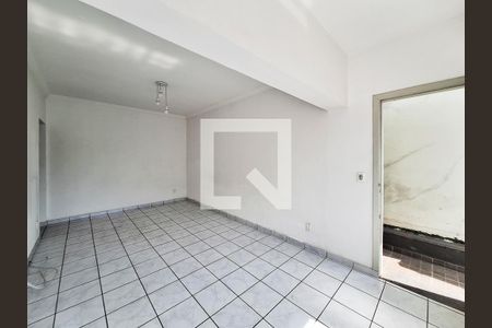Casa à venda com 200m², 4 quartos e 4 vagasSala casa 2