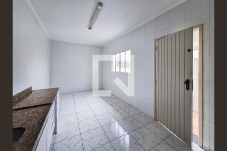 Casa à venda com 200m², 4 quartos e 4 vagasCozinha casa 2