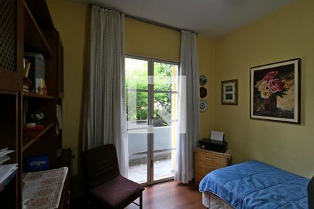 Casa à venda com 248m², 5 quartos e 4 vagasQuarto 1