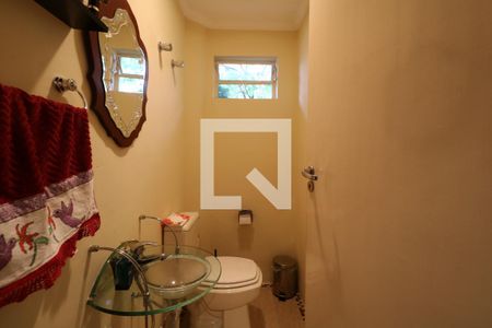 Casa à venda com 248m², 5 quartos e 4 vagasLavabo