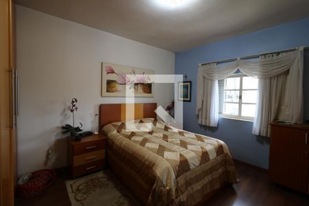 Casa à venda com 248m², 5 quartos e 4 vagasSuíte 3