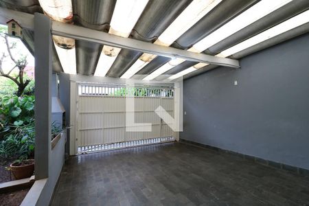 Casa à venda com 248m², 5 quartos e 4 vagasGaragem - Rua Tupi