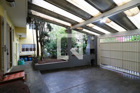 Casa à venda com 248m², 5 quartos e 4 vagasGaragem - Rua Tupi