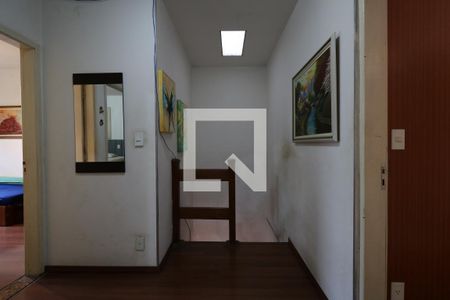 Casa à venda com 248m², 5 quartos e 4 vagasAcesso aos Quartos