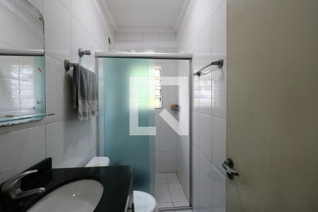 Casa à venda com 248m², 5 quartos e 4 vagasBanheiro Social