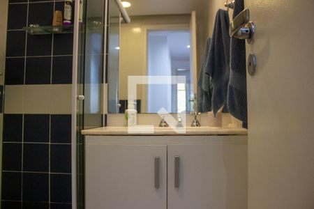 Apartamento à venda com 130m², 3 quartos e 2 vagas Apartamento à venda com 130m², 3 quartos e 2 vagasBanheiro