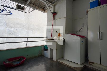 Casa à venda com 580m², 2 quartos e 6 vagasÁrea de serviço