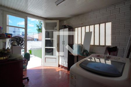 Casa à venda com 580m², 2 quartos e 6 vagasQuarto de serviço