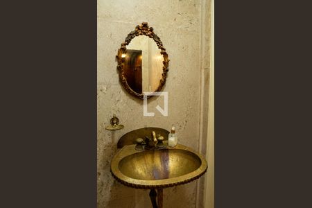 Apartamento à venda com 460m², 6 quartos e 1 vaga Apartamento à venda com 460m², 6 quartos e 1 vagaLavabo