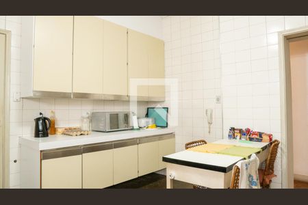 Apartamento à venda com 460m², 6 quartos e 1 vaga Apartamento à venda com 460m², 6 quartos e 1 vagaCozinha