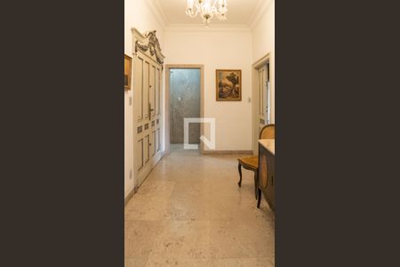 Apartamento à venda com 460m², 6 quartos e 1 vaga Apartamento à venda com 460m², 6 quartos e 1 vagaEntrada