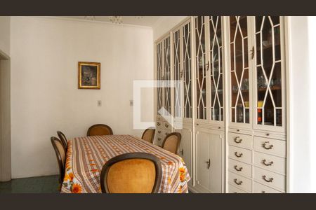 Apartamento à venda com 460m², 6 quartos e 1 vaga Apartamento à venda com 460m², 6 quartos e 1 vagaCopa