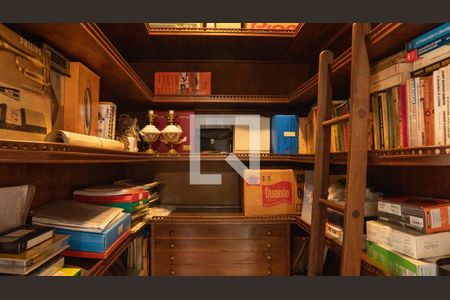 Apartamento à venda com 460m², 6 quartos e 1 vaga Apartamento à venda com 460m², 6 quartos e 1 vagaDespensa