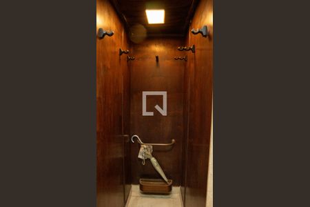 Apartamento à venda com 460m², 6 quartos e 1 vaga Apartamento à venda com 460m², 6 quartos e 1 vagaLavabo