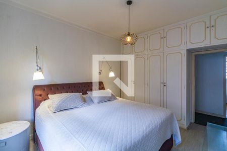 Casa à venda com 568m², 4 quartos e 4 vagasQuarto 2