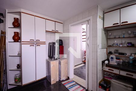Apartamento à venda com 175m², 3 quartos e 3 vagas Apartamento à venda com 175m², 3 quartos e 3 vagasCozinha