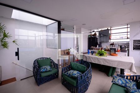 Apartamento à venda com 175m², 3 quartos e 3 vagas Apartamento à venda com 175m², 3 quartos e 3 vagasÁrea de Lazer