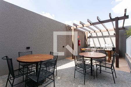 Apartamento à venda com 34m², 2 quartos e sem vagaCondomínio - Churrasqueira 