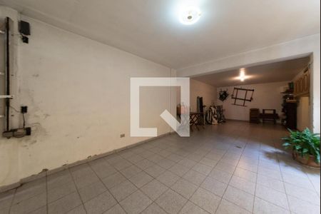 Casa à venda com 174m², 3 quartos e 2 vagas Casa à venda com 174m², 3 quartos e 2 vagasGaragem