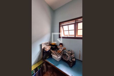 Casa de condomínio à venda com 207m², 5 quartos e 2 vagas Casa de condomínio à venda com 207m², 5 quartos e 2 vagasQuarto de Serviço