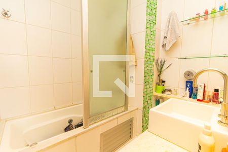 Apartamento à venda com 172m², 3 quartos e 1 vagaBanheiro Quarto 1