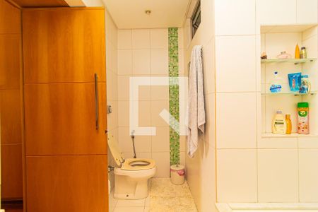 Apartamento à venda com 172m², 3 quartos e 1 vagaBanheiro Quarto 1