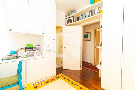 Apartamento à venda com 172m², 3 quartos e 1 vagaQuarto 3