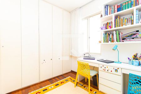 Apartamento à venda com 172m², 3 quartos e 1 vagaQuarto 3