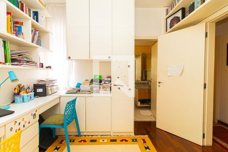 Apartamento à venda com 172m², 3 quartos e 1 vagaQuarto 3