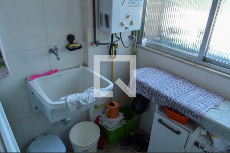 Apartamento à venda com 102m², 2 quartos e 2 vagas Apartamento à venda com 102m², 2 quartos e 2 vagasÁrea de Serviço