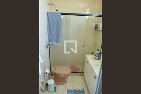 Apartamento à venda com 102m², 2 quartos e 2 vagas Apartamento à venda com 102m², 2 quartos e 2 vagasBanheiro da Suíte