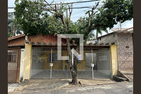 Casa à venda com 140m², 2 quartos e 2 vagasFachada