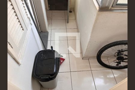 Apartamento à venda com 103m², 3 quartos e sem vagaÁrea de Serviço