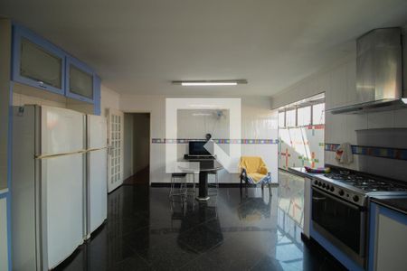 Casa à venda com 341m², 3 quartos e 5 vagasCozinha - Armários