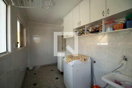 Casa à venda com 341m², 3 quartos e 5 vagasÁrea de Serviço