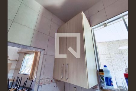 Casa de condomínio à venda com 105m², 2 quartos e sem vaga Casa de condomínio à venda com 105m², 2 quartos e sem vagaCozinha - Armários