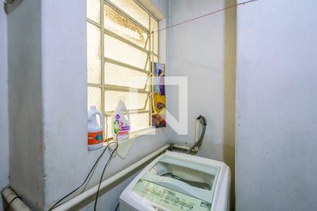 Apartamento à venda com 129m², 3 quartos e 2 vagas Apartamento à venda com 129m², 3 quartos e 2 vagasQuarto de Serviço