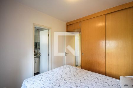 Apartamento à venda com 60m², 2 quartos e 2 vagas Apartamento à venda com 60m², 2 quartos e 2 vagasSuíte