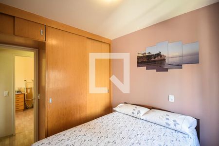 Apartamento à venda com 60m², 2 quartos e 2 vagas Apartamento à venda com 60m², 2 quartos e 2 vagasSuíte